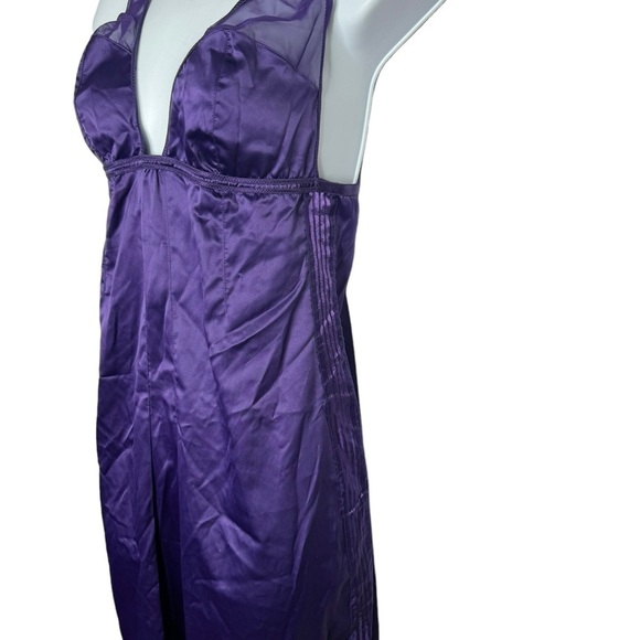 Victoria's Secret Very Sexy Purple Satin Chemise medium - Picture 3 of 8